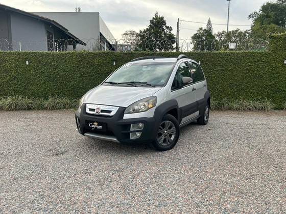 FIAT IDEA 1.8 MPI ADVENTURE 16V FLEX 4P MANUAL FIAT IDEA 1.8 MPI ADVENTURE 16V FLEX 4P MANUAL